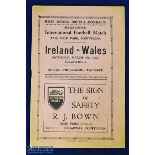 653 - 1939 Wales v Ireland schools international match programme 4 March 1939 at Taff Vale Park, Pontyprid... 