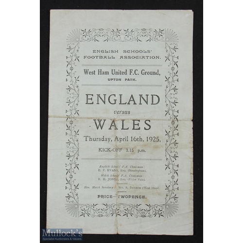 661 - 1925 England v Wales schools international match programme 16 April 1925 at West Ham Utd, 4 pager; p... 