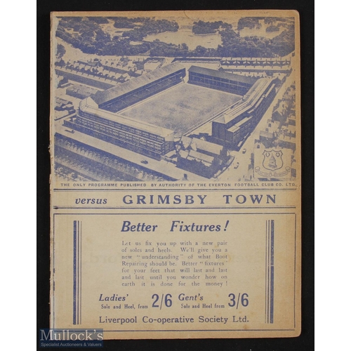 704 - 1938/39 Everton v Grimsby Town Div. 1 match programme 31 August 1938; fair condition.