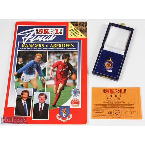 808 - 1989/90 Scottish Football League The Skol Cup Final Tie Runner Up 9ct Gold and Enamel Medal with blu... 