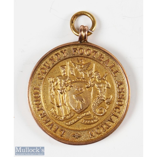 811 - 1931/32 Liverpool County Football Association Cup Winners 9ct Gold Medal with town crest design to f... 