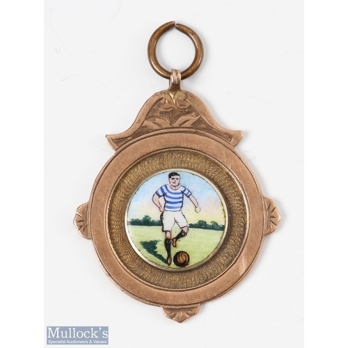 812 - 1923/24 Tenbury Nursing Challenge Cup 9ct Gold and Enamel Medal with enamelled footballer to front, ... 