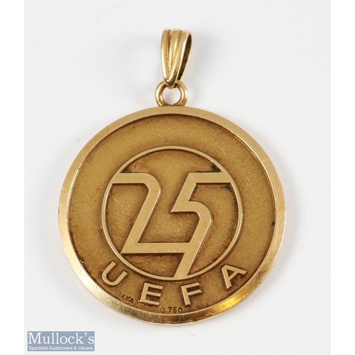 818 - UEFA European '25' .750 18ct Gold Medal front design having 25 UEFA with a relief design of a Swiss ... 