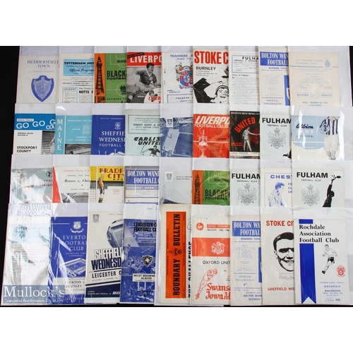 836 - 1961-1967 English League Football| Programmes, with noted programmes of Bradford City v Working Apri... 