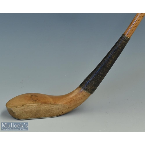 477 - Fine Thornton & Co Edinburgh Scare neck longnose golden beech wood pay club - the head measures 5