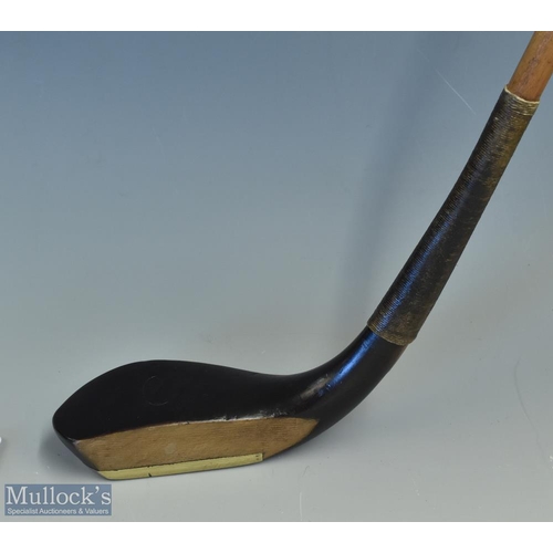 605 - Rare an unusual Thornton & Co unique specialised dark stained beech wood longnose putter - fitted wi... 