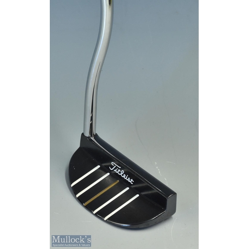 674 - Titleist 'Scotty Cameron Del-Mar' putter with maker's marks engraved throughout, 5 grooved sight lin... 