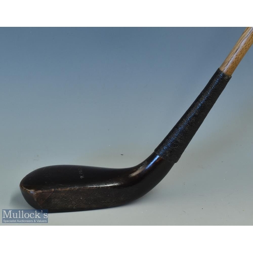 676 - W Park Replica Long Nose putter '150th Anniversary' stamped to the shaft 'St Andrews Golf Co' number... 