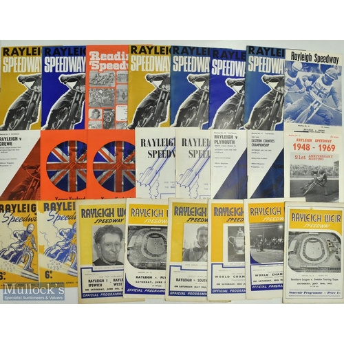 862 - 1948-1976 Rayleigh Weir Speedway programmes, to include Cup, League and international meets, with Ra... 