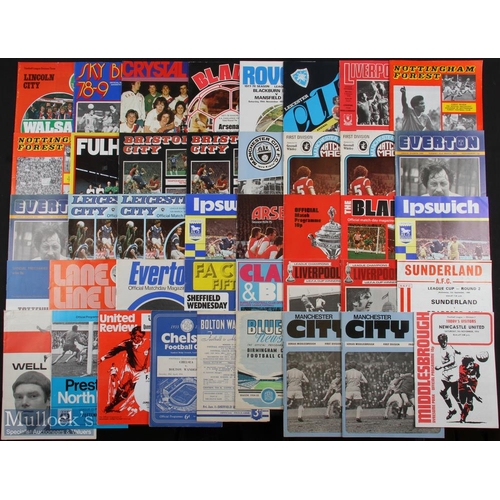 996 - Selection of football programmes to include 1953/54 Chelsea v Bolton Wanderers, Bolton Wanderers v S... 