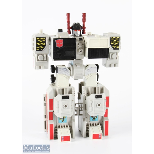 104 - 1985 Transformers G1 Metroplex Heroic Autobot Figure Hasbro, in the original inner packing, with ins... 