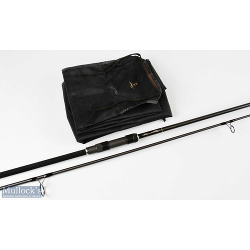 39 - Tremor Carp Rod 12ft 3 lbs, very light use, in MCB