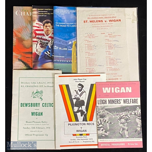 390 - Wigan 'Specials' R League Programme Selection (7): Charity Shield v Leeds 1995; single sheet BBC Flo... 