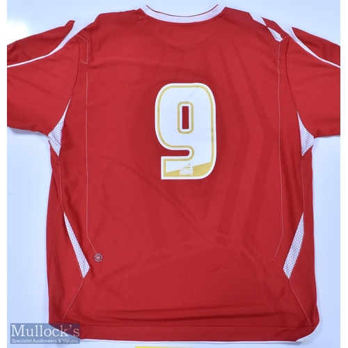 447 - Nottingham Forest 2006/07 (Multi-Signed) match prepared No 9 home football shirt an official shirt a... 