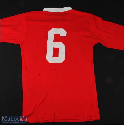 846 - 1971 Switzerland international match shirt v England 10 November 1971 at Wembley, red with white cro... 