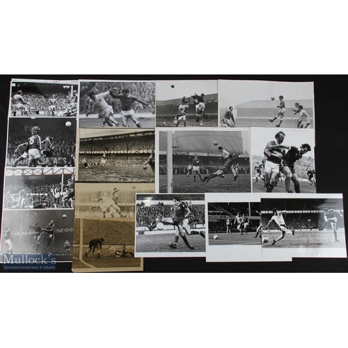 881 - Collection of b&w press photos of football matches with a good content of Everton FC in match action... 