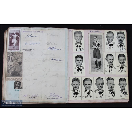 932 - 1940s Album containing autographs of many football club players; some noted are ARSENAL 1946 includi... 