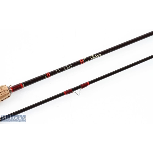 267 - A fine Hardy Alnwick Graphite De-Luxe brook/stream fly rod, 7' 2pc line.75#, anodised sliding reel s... 