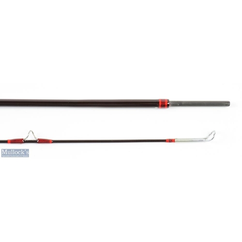 267 - A fine Hardy Alnwick Graphite De-Luxe brook/stream fly rod, 7' 2pc line.75#, anodised sliding reel s... 