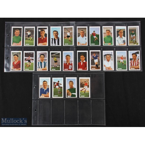 480 - 1958 Famous Footballers Cards, Series 1 in full colour issued by the National Spastic Society