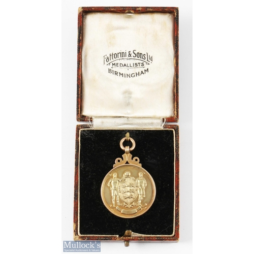 495 - 1949 FA Cup Winners Medal, awarded as a Wolverhampton Wanders player, engraved Bert Williams, a 9ct ... 