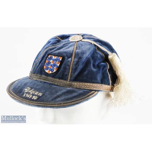 498 - 1949-50 Bert Williams England International Football Cap, dark blue with grey edging, with 3 cord br... 