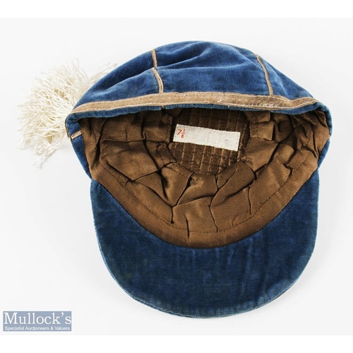 498 - 1949-50 Bert Williams England International Football Cap, dark blue with grey edging, with 3 cord br... 