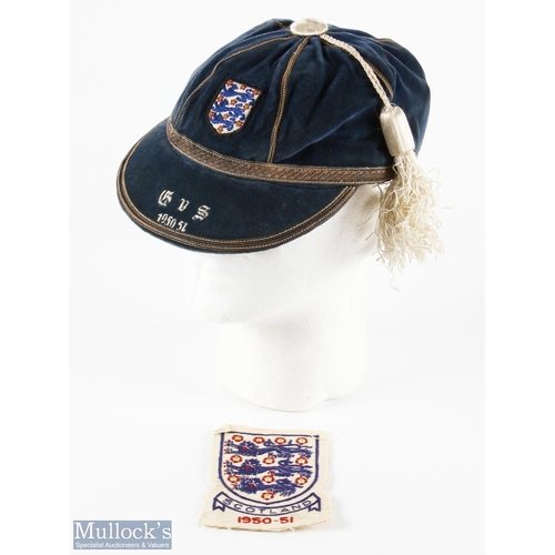 499 - 1950-51 Bert Williams England International Football Cap, dark blue with grey edging, with 3 cord br... 