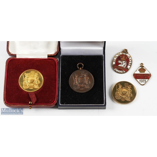 458 - The Ranelagh Club London Golf Medals (3) featuring 2x yellow metal embossed 'Kit Kat Club' emblem to... 