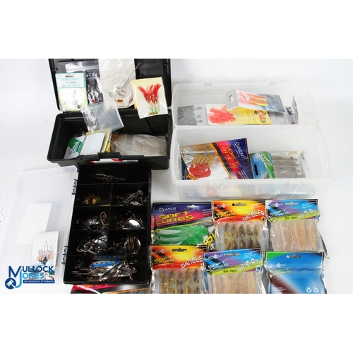 585 - Selection of Baits and Lures - with 16x sealed jelly lures, mixed spoons and other lures, with assor... 