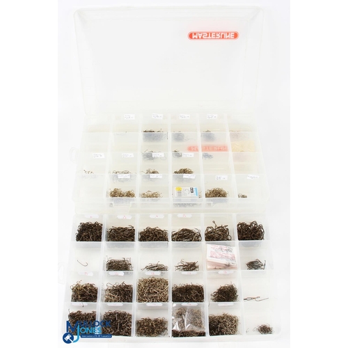 1177 - 1000s Fly Tying Hooks all within a 2 multi sectioned trays, many sizes of ordinary, long shank, and ... 