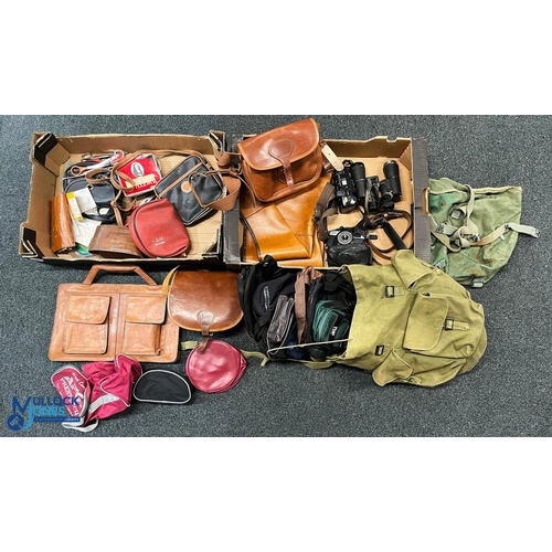 1184 - A quantity of Hunting Fishing Bags and Holdalls that have been used for reel storage, to include a q... 