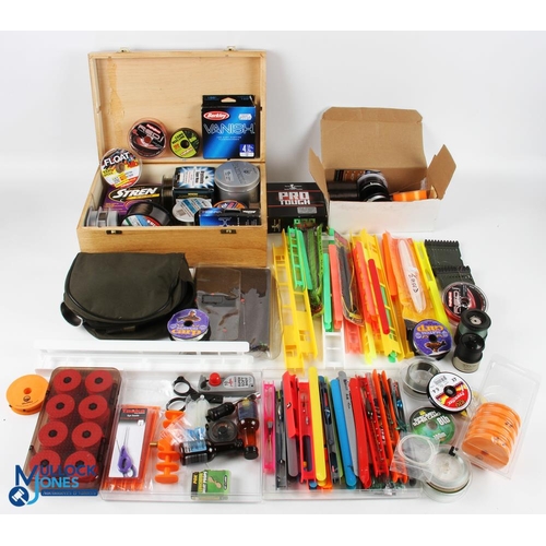 1189 - Coarse fishing terminal tackle and accessories, a mixed lot to include line, floats, rigs, spare poo... 