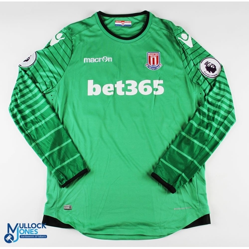 Lee Grant No 33 Stoke City 2016/17 goalkeeper match issue