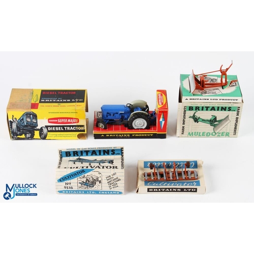 219 - Britains Ltd Fordson Super Major Diesel Tractor - in very light used condition with original box - t... 