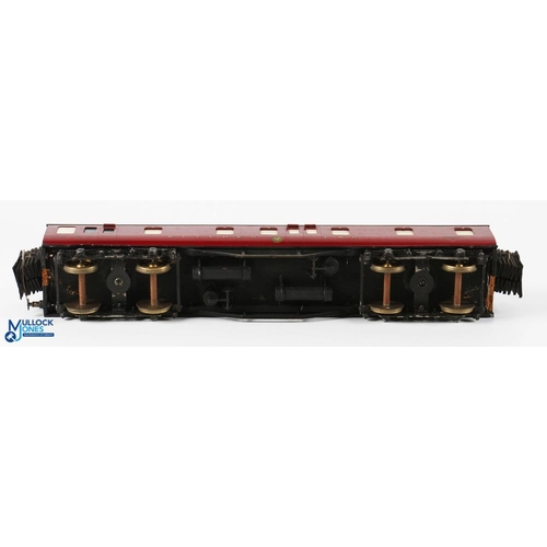 25 - O Gauge LMS Kitchen Car Coach with metal body with wooden underside and end pieces, unknown maker / ... 