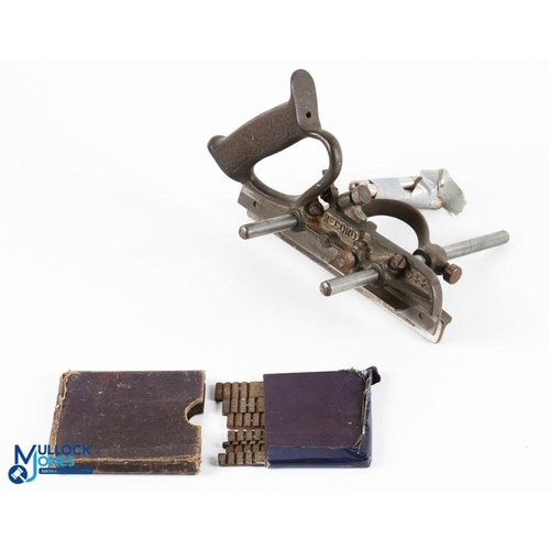 299 - Record No.044 Plough Combination Plane, with blades in good clean condition