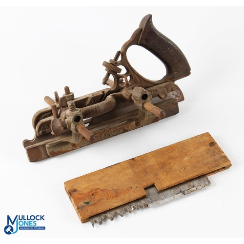 304 - Vintage Wood Working Tool Stanley No.45 B Combination Plane, with a selection of cutters, in their o... 