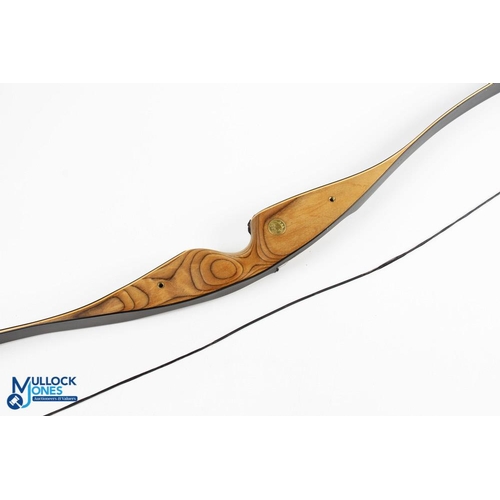 495 - Vintage Bear Archery Grizzly Glass Powered Recurve Bow 45# Amo BC -09-444- 58