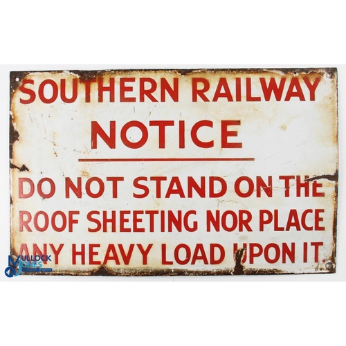 619 - SR Enamel Sign - Southern Railway Notice - Do Not Stand on Roof - sheeting with wear - size 32cm x 5... 