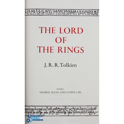 815 - Tolkien - The Lord of the Rings - deluxe slipcase edition published by George Alen & Unwin, featurin... 