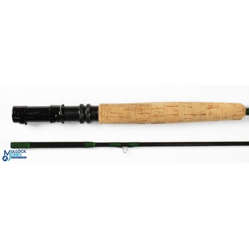 174 - Orvis USA graphite trout fly rod 9' 2pc line 6#, alloy double down locking reel seat, lined butt rin... 