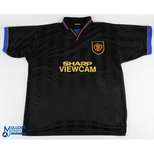 1508 - 2 Score Draw Re-Issue Manchester United Replica Football Shirts, an away shirt 1993/95 black short s... 