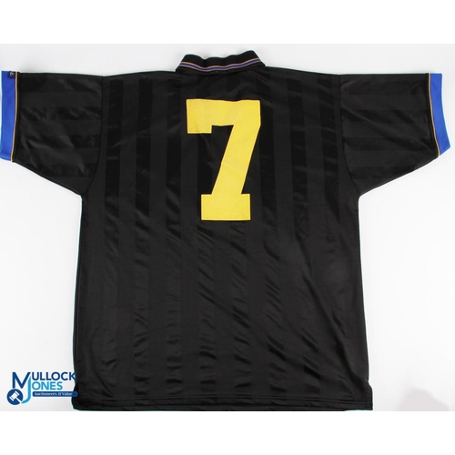 1508 - 2 Score Draw Re-Issue Manchester United Replica Football Shirts, an away shirt 1993/95 black short s... 