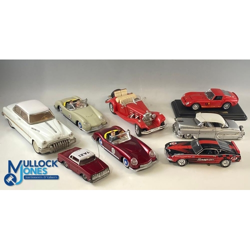 191 - Tinplate Diecast Car Models, 4 tinplate friction models new and older, made in China, plus Burago Me... 