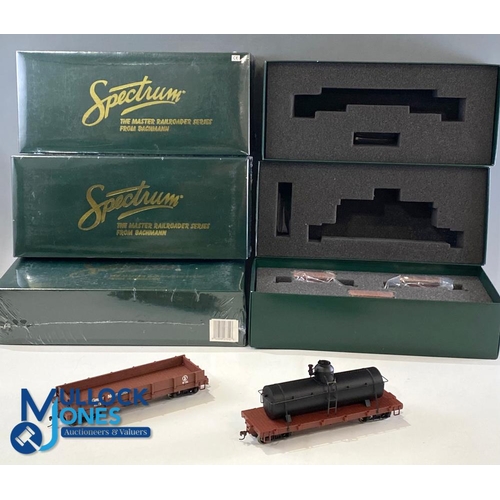 232 - Spectrum Bachmann Master Railroader Series On30 Rolling Stock, to include Gondola 27211, tank car 27... 