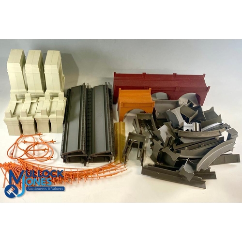 248 - Period Railway Accessories Layout Triang R264 Suspension Bridge parts and other Bridges a good selec... 