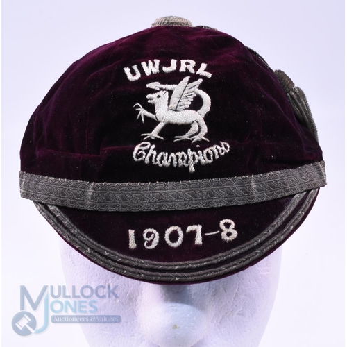 11 - 1907-8 University of Wales Junior Rugby Velvet Honours Cap: Maroon cap with silver braiding, tassel,... 