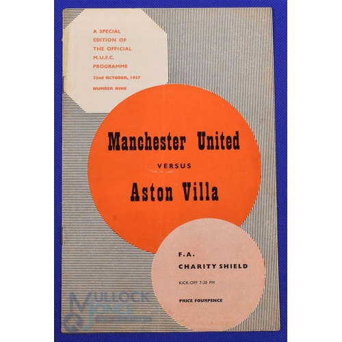 676 - 1957 Charity Shield Manchester Utd v Aston Villa match programme at Old Trafford 22 October 1957; sl... 