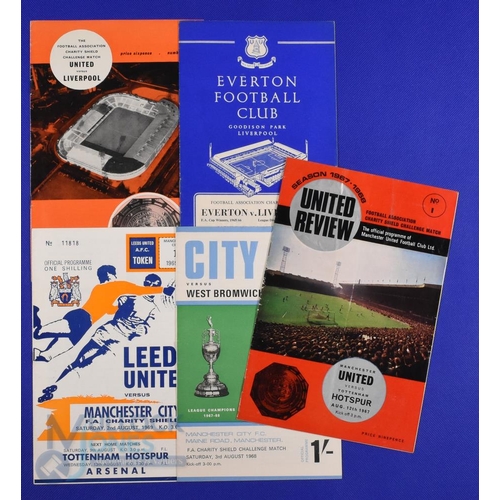 677 - Collection of Charity Shield match programmes to include 1965 Manchester Utd v Liverpool, 1966 Evert... 